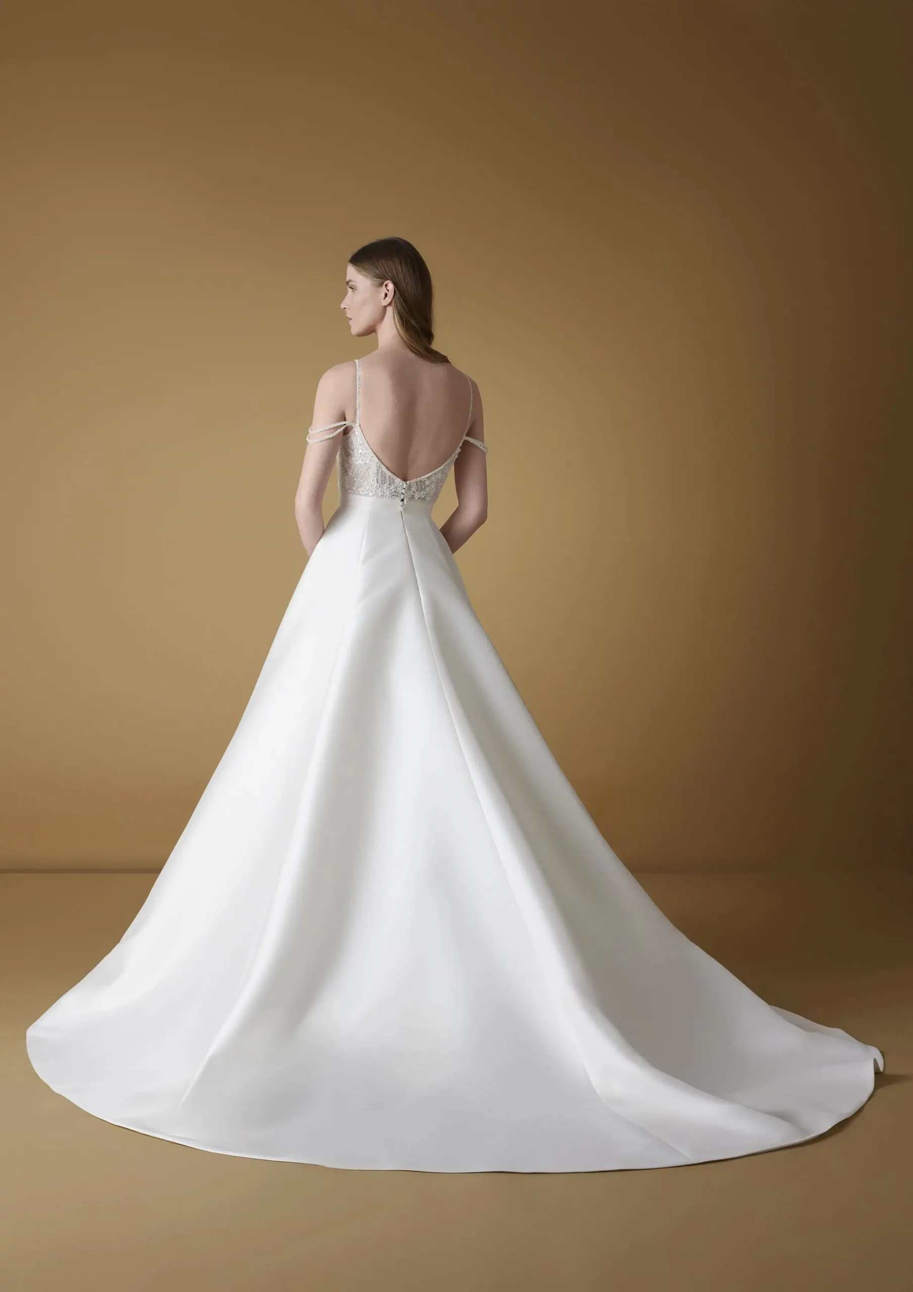 Nicole Milano Brautkleid _TIASA-C